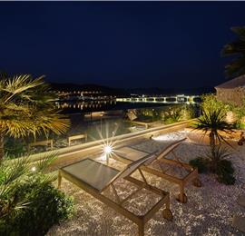 Selection of 5 bedroom seafront villas with pool on Ciovo near Trogir, sleeps 10
